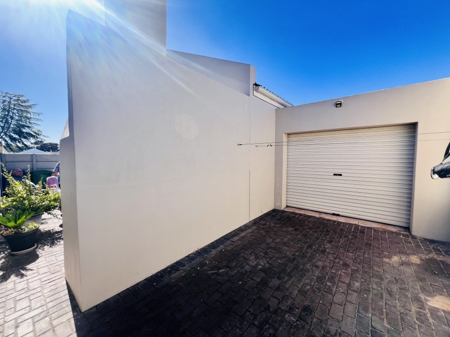 2 Bedroom Property for Sale in Santorini Estate Western Cape